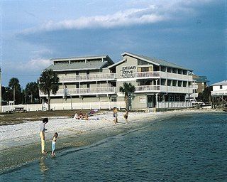 Cedar Cove Beach And Yacht Club Lejlighedshotel Cedar Key Eksteriør billede