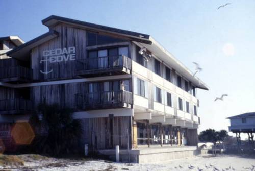 Cedar Cove Beach And Yacht Club Lejlighedshotel Cedar Key Eksteriør billede